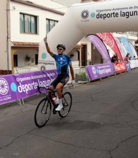 El francés Castellarnau, vence en la segunda etapa de la Vuelta Ciclista Isla de Tenerife · foto 1