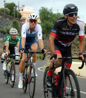 El francés Castellarnau, vence en la segunda etapa de la Vuelta Ciclista Isla de Tenerife · foto 2