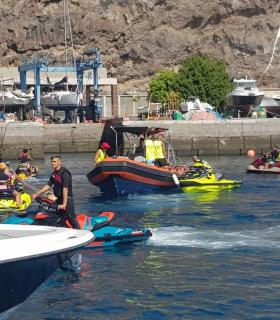 La Plataforma de Socorrismo agradece al Ayuntamiento de Alajeró su colaboración en la travesía en moto acuática desde Tenerife · foto 1