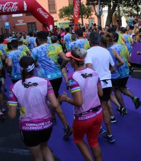 Cerca de 800 participantes tomaron las calles de La Laguna · foto 1