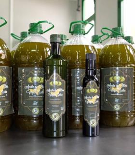 Encuentro del Cabildo de El Hierro con productores y cosecheros de aceite de oliva · foto 4