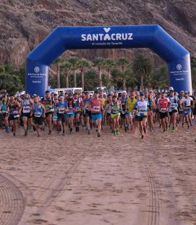 Pau Capel y Cristofe Clemente engrandecen la carrera de montaña Fred Olsen Express Santa Cruz Extremea · foto 7