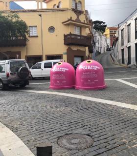 Ecovidrio y el Cabildo de El Hierro llevan a cabo la campaña Recicla Vidrio por ellas con motivo de la lucha contra el Cáncer de Mama · foto 2