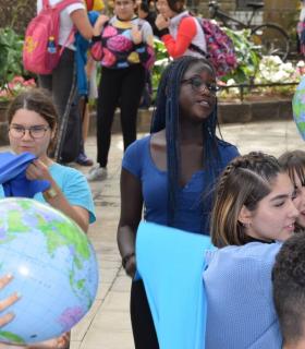Más de 300 estudiantes de Secundaria realzan en Gáldar el valor de la solidaridad · foto 1