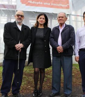 El Ayuntamiento de Santa Cruz de Tenerife inicia los trabajos de restauración de la escultura ‘Reloj de la muerte’, de José Abad · foto 3
