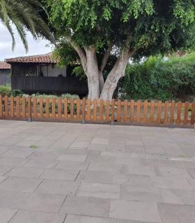 El Ayuntamiento de Tegueste acondiciona y mejora la Plaza del Socorro · foto 1