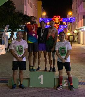 San Sebastián de La Gomera se llenó de corredores en su popular Cross de Navidad · foto 1