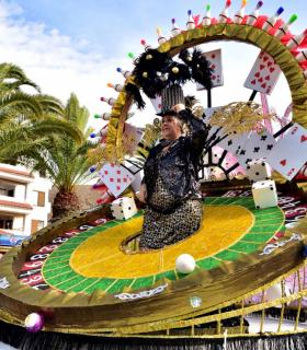Coso apoteosis del Carnaval Internacional de Los Cristianos 2019 · foto 31