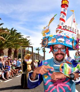Coso apoteosis del Carnaval Internacional de Los Cristianos 2019 · foto 3