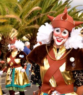 Coso apoteosis del Carnaval Internacional de Los Cristianos 2019 · foto 102