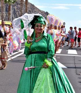 Coso apoteosis del Carnaval Internacional de Los Cristianos 2019 · foto 24