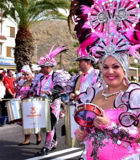 Coso apoteosis del Carnaval Internacional de Los Cristianos 2019 · foto 26