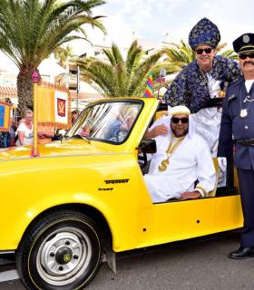 Coso apoteosis del Carnaval Internacional de Los Cristianos 2019 · foto 78