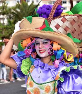 Coso apoteosis del Carnaval Internacional de Los Cristianos 2019 · foto 103