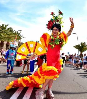 Coso apoteosis del Carnaval Internacional de Los Cristianos 2019 · foto 18