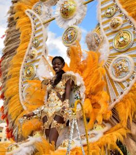 Coso apoteosis del Carnaval Internacional de Los Cristianos 2019 · foto 96