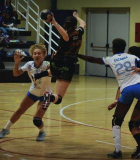 Derrota por la mínima en Copa del Balonmano Salud Tenerife · foto 7