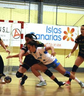 Derrota por la mínima en Copa del Balonmano Salud Tenerife · foto 4