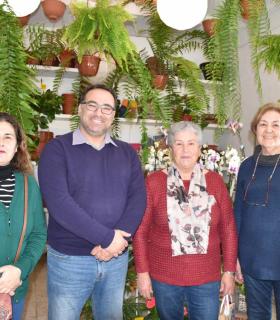 Apymeer y Ayuntamiento de El Rosario entregan los premios de la campaña comercial de Navidad. · foto 3