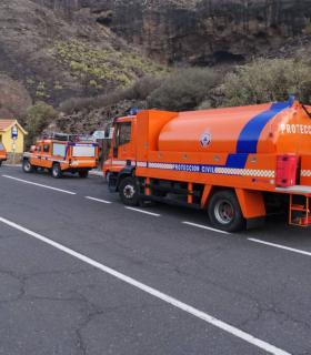 Telde se suma al dispositivo que lucha contra el incendio de Tasarte · foto 9