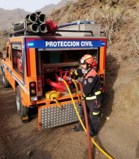 Telde se suma al dispositivo que lucha contra el incendio de Tasarte · foto 8