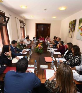 Turismo y Cabildo de La Gomera confirman la puesta en funcionamiento este año de un hotel escuela en la isla · foto 1