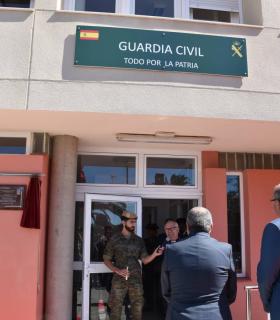 La Guardia Civil inaugura las nuevas instalaciones ubicadas en Radazul · foto 2