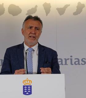 El presidente de Canarias solicita con urgencia material sanitario y que se restrinja la actividad de todos los sectores no esenciales · foto 2