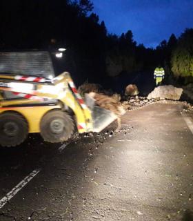 El mantenimiento preventivo evita grandes incidencias en las carreteras tinerfeñas por la borrasca · foto 5