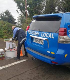 ONG’s, UMEN, Policía Local y Protección Civil se vuelcan en la asistencia a los vecinos de Anaga · foto 3