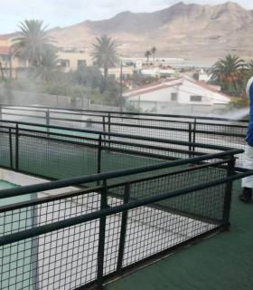 La Aldea de San Nicolás: una unidad de Infantería de Marina se suma a las labores de desinfección preventiva · foto 3
