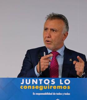 Ángel Víctor Torres reclama al Gobierno central más material sanitario y los test rápidos · foto 1