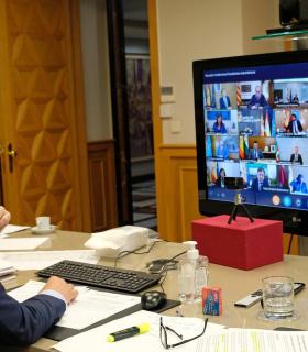 Ángel Víctor Torres reclama al Gobierno central más material sanitario y los test rápidos · foto 2
