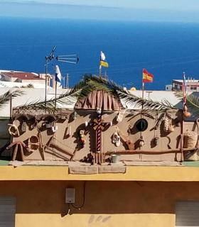 El Ayuntamiento de Santa Cruz de Tenerife abre el plazo de votación popular a través de internet para los concursos de cruces y balcones · foto 13