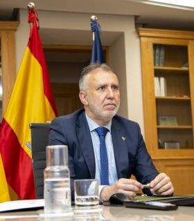 El presidente de Canarias reclama que el reparto de los 16.000 millones del Estado tenga en cuenta la mayor pérdida de ingresos fiscales en las Islas y los PCR totales que ha realizado cada comunidad autónoma · foto 2