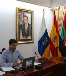 Arona trabaja en la reconstrucción del sector junto al resto de municipio de la Red de Destinos Turísticos Inteligentes · foto 2