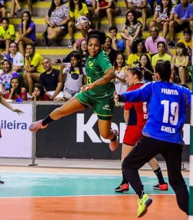 Dayane Rocha, quinto fichaje para la próxima temporada del Club Balonmano Salud Tenerife · foto 4