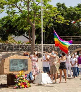 Adeje rinde homenaje a Pedro Zerolo en su 60 aniversario · foto 4