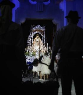 Candelaria: La Ofrenda a la Patrona de Canarias mantiene su esencia: tradición, música e ilusión · foto 4