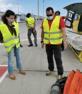 La tecnología de los helicópteros contraincedios del Cabildo de Tenerife , única en Canarias, ayuda en la toma de decisiones · foto 2