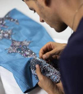 El municipio de El Paso estará presente en la Green Carpet Fashion Awards Italia 2020 de la mano del diseñador palmero Andrés Acosta · foto 1