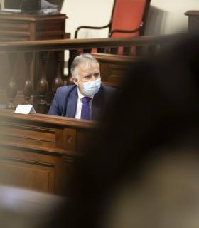 Torres destaca la evolución favorable de los datos de la COVID en Canarias como la mejor garantía sanitaria y económica para las Islas · foto 2