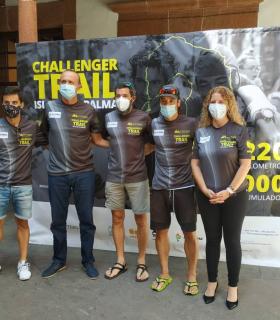 Los atletas Tito Parra y Sergio Luis Tejero se dan cita en el reto deportivo Challenger Trail La Palma · foto 2