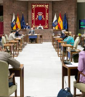 Sebastián Franquis presenta unos presupuestos de 444,6 millones de euros, un 22% de incremento y la mayor inversión de la última década para carreteras, transporte y vivienda · foto 3