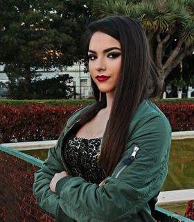 Leila Domínguez candidata oficial de la Costa Canaria en el certamen Miss Earth Spain 2021 · foto 2