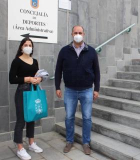 La joven promesa del baloncesto español, Elena Buanavida Estévez, es agasajada por el Ayuntamiento de Granadilla de Abona · foto 2