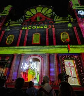 La Puerta Santa de la Iglesia de Santiago ya está abierta dando la bienvenida al Jacobeo Gáldar 2021 · foto 4
