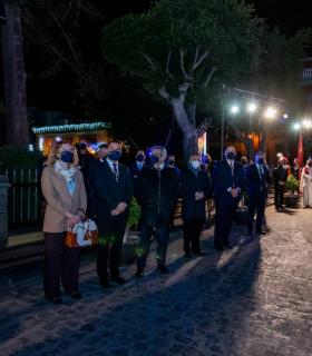 La Puerta Santa de la Iglesia de Santiago ya está abierta dando la bienvenida al Jacobeo Gáldar 2021 · foto 2
