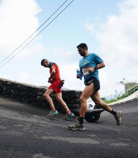 Emoción hasta el final en el "Asalto al récord" de la Maratón del Meridiano · foto 2