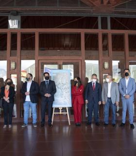 Ángel Víctor Torres: “Con la interconexión eléctrica submarina entre Tenerife y La Gomera, damos un gran impulso a la transición energética en las Islas” · foto 1